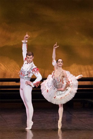 Polina Semionova - Kitri, Michal Krcmar - Basilio, Don Quijote - Patrice Bart, Photo - Mirka Kleemola (3)