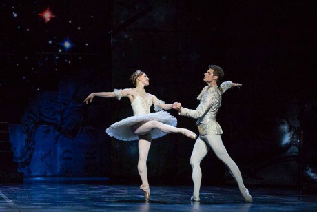 Cinderella by David Bintley, Cinderella - Abigail Sheppard, Prince - Michal Krcmar, Photo - imagenary.fi FNB  (24)