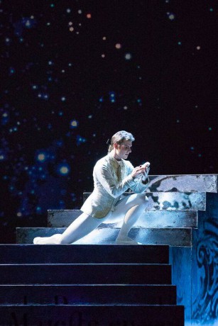 Cinderella by David Bintley, Cinderella - Abigail Sheppard, Prince - Michal Krcmar, Photo - imagenary.fi FNB  (30)