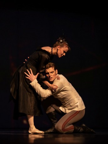 Anna Karenina by Alexei Ratmansky, Vronski - Michal Krcmar Finnish National ballet (11)