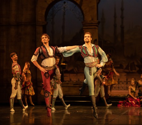 Corsaire Maria Kochetkova Michal Krcmar Anna Marie Holmes Roosa Oksaharju (10)