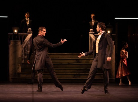 Jekyll and Hyde by Val Caniparoli FNB Michal Krcmar photo Roosa Oksaharju (3)