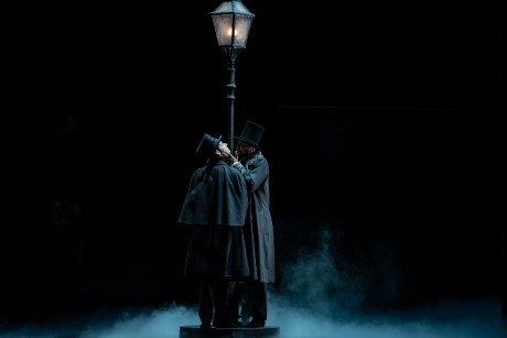 Jekyll and Hyde by Val Caniparoli FNB Michal Krcmar photo Roosa Oksaharju (16)