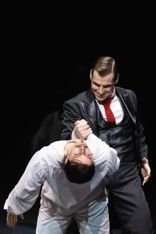 Jekyll and Hyde by Val Caniparoli FNB Michal Krcmar photo Mirka Kleemola (15)