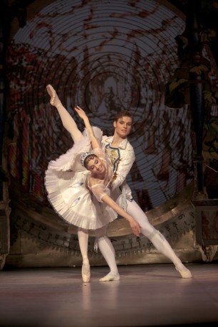 Nutcracker and Mouse King Tiina Myllymaki Michal Krcmar (6)
