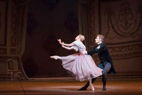 Onegin Finnish National Ballet Salla Eerola Michal Krcmar (3)