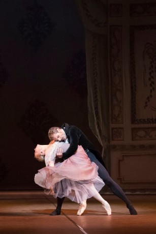 Onegin Finnish National Ballet Salla Eerola Michal Krcmar (15)
