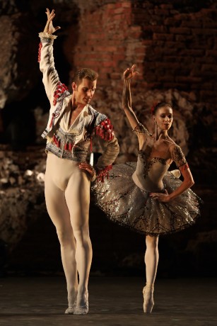 Roberto Bolle Friends Tatiana Melnik Michal Krcmar Don Quijote Basilio (1)