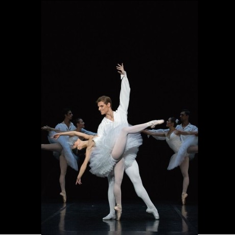 Suit En Blanc EunJi Ha Michal Krcmar ballet (8)