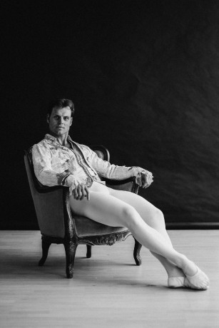 Michal Krcmar Principal Dancer Photo by Victoria Olonen (9)