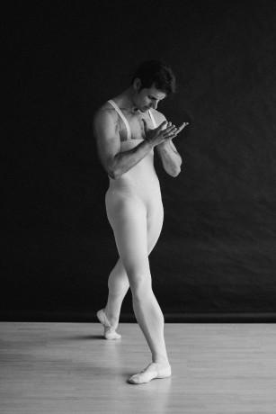 Michal Krcmar Principal Dancer Photo by Victoria Olonen (26)