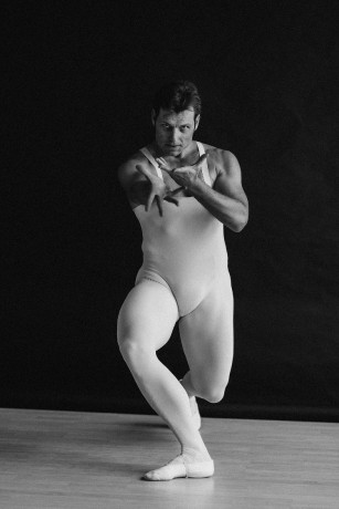 Michal Krcmar Principal Dancer Photo by Victoria Olonen (33)