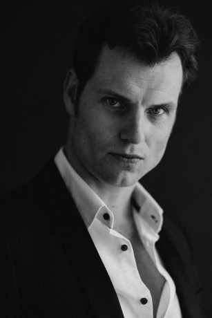 Michal Krcmar Principal Dancer Photo by Victoria Olonen (38)