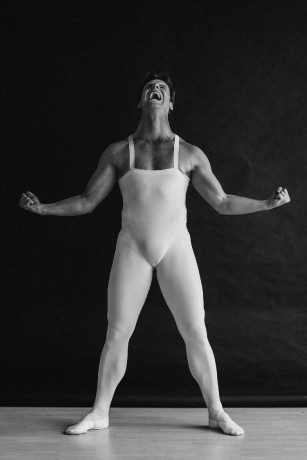 Michal Krcmar Principal Dancer Photo by Victoria Olonen (41)