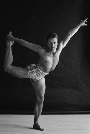 Michal Krcmar Principal Dancer Photo by Victoria Olonen (43)