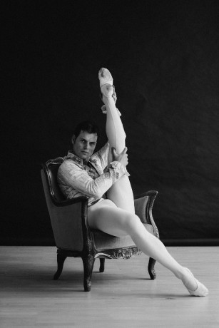 Michal Krcmar Principal Dancer Photo by Victoria Olonen (51)