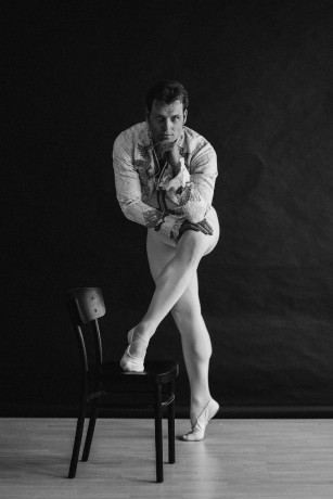 Michal Krcmar Principal Dancer Photo by Victoria Olonen (57)