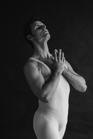 Michal Krcmar Principal Dancer Photo by Victoria Olonen (64)