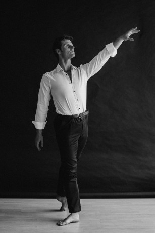 Michal Krcmar Principal Dancer Photo by Victoria Olonen (76)