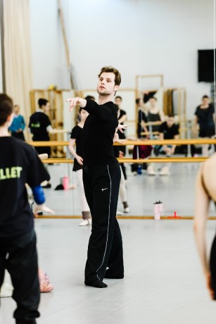 HICB Ballet Competition Michal Krcmar Teacher (30)