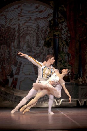 The Nutcracker and the Mouse King chor: Wayne Eagling and Toer van Schayk, © Sakari Viika 6