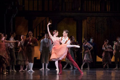 Abigail Sheppard - Kitri, Michal Krcmar - Basilio, Don Quijote - Patrice Bart, Photo - Mirka Kleemola (9)