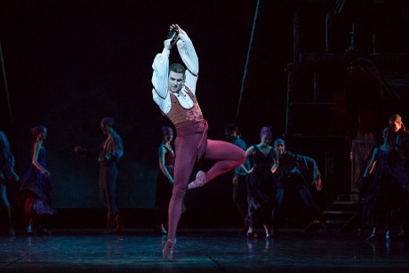 Abigail Sheppard - Kitri, Michal Krcmar - Basilio, Don Quijote - Patrice Bart, Photo - Mirka Kleemola (16)