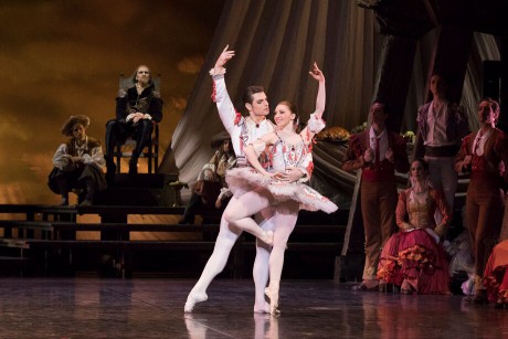 Abigail Sheppard - Kitri, Michal Krcmar - Basilio, Don Quijote - Patrice Bart, Photo - Mirka Kleemola (23)