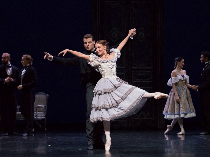 Lady of Camellias - Val Caniparoli, Marguerite Linda Haakana, Armand Duval Michal Krcmar, photo M. Kleemola FNB 2017 (1)