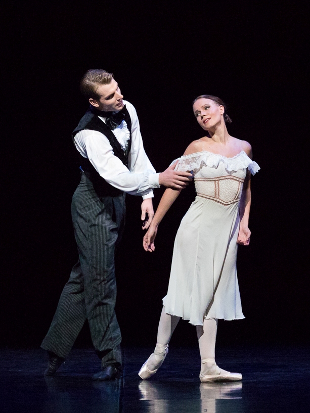 Lady of Camellias - Val Caniparoli, Marguerite Linda Haakana, Armand Duval Michal Krcmar, photo M. Kleemola FNB 2017 (24)