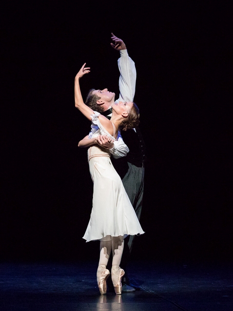 Lady of Camellias - Val Caniparoli, Marguerite Linda Haakana, Armand Duval Michal Krcmar, photo M. Kleemola FNB 2017 (28)