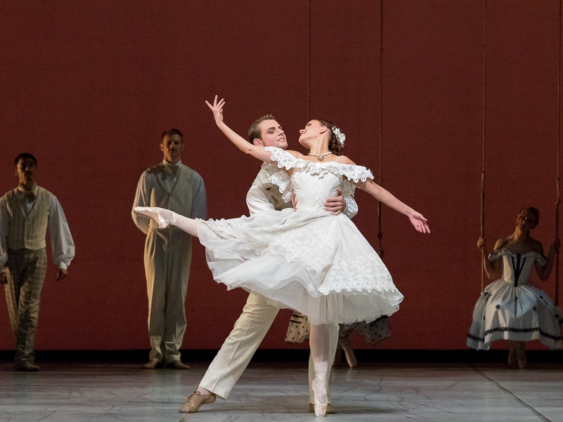 Lady of Camellias - Val Caniparoli, Marguerite Linda Haakana, Armand Duval Michal Krcmar, photo M. Kleemola FNB 2017 (33)