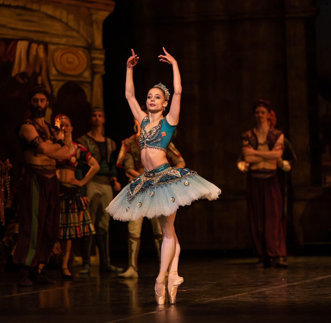 Corsaire Maria Kochetkova Michal Krcmar Anna Marie Holmes Roosa Oksaharju (18)