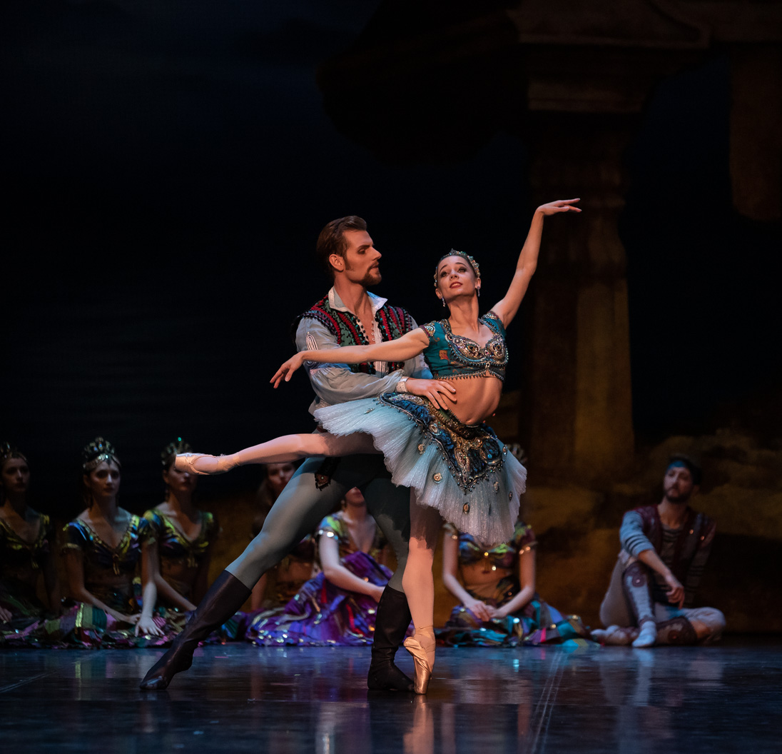 Corsaire Maria Kochetkova Michal Krcmar Anna Marie Holmes Roosa Oksaharju (30)