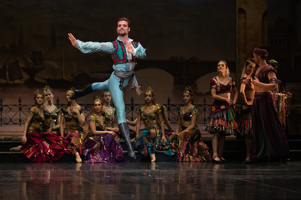 Corsaire Maria Kochetkova Michal Krcmar Anna Marie Holmes Mirka Kleemola (1)