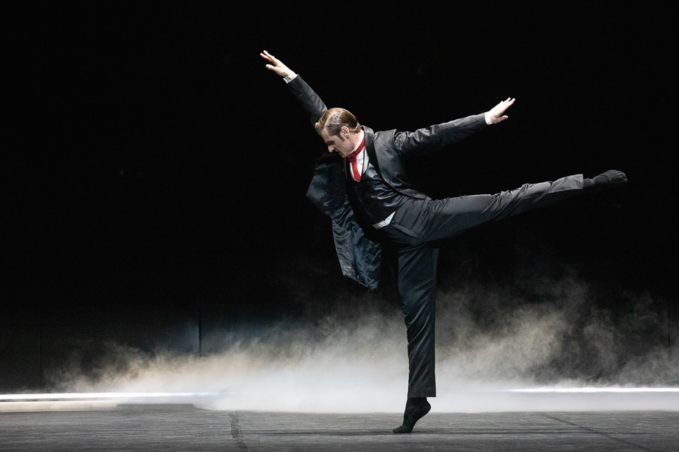 Jekyll and Hyde by Val Caniparoli FNB Michal Krcmar photo Mirka Kleemola (8)