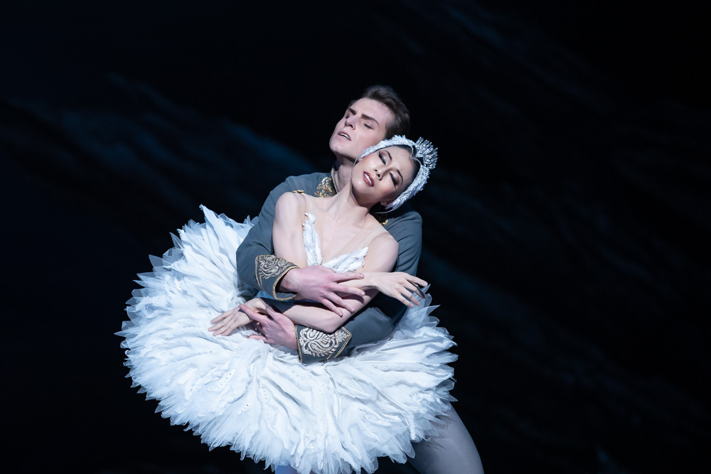 Swan lake David McAllister Michal Krcmar oopperabaletti (7)