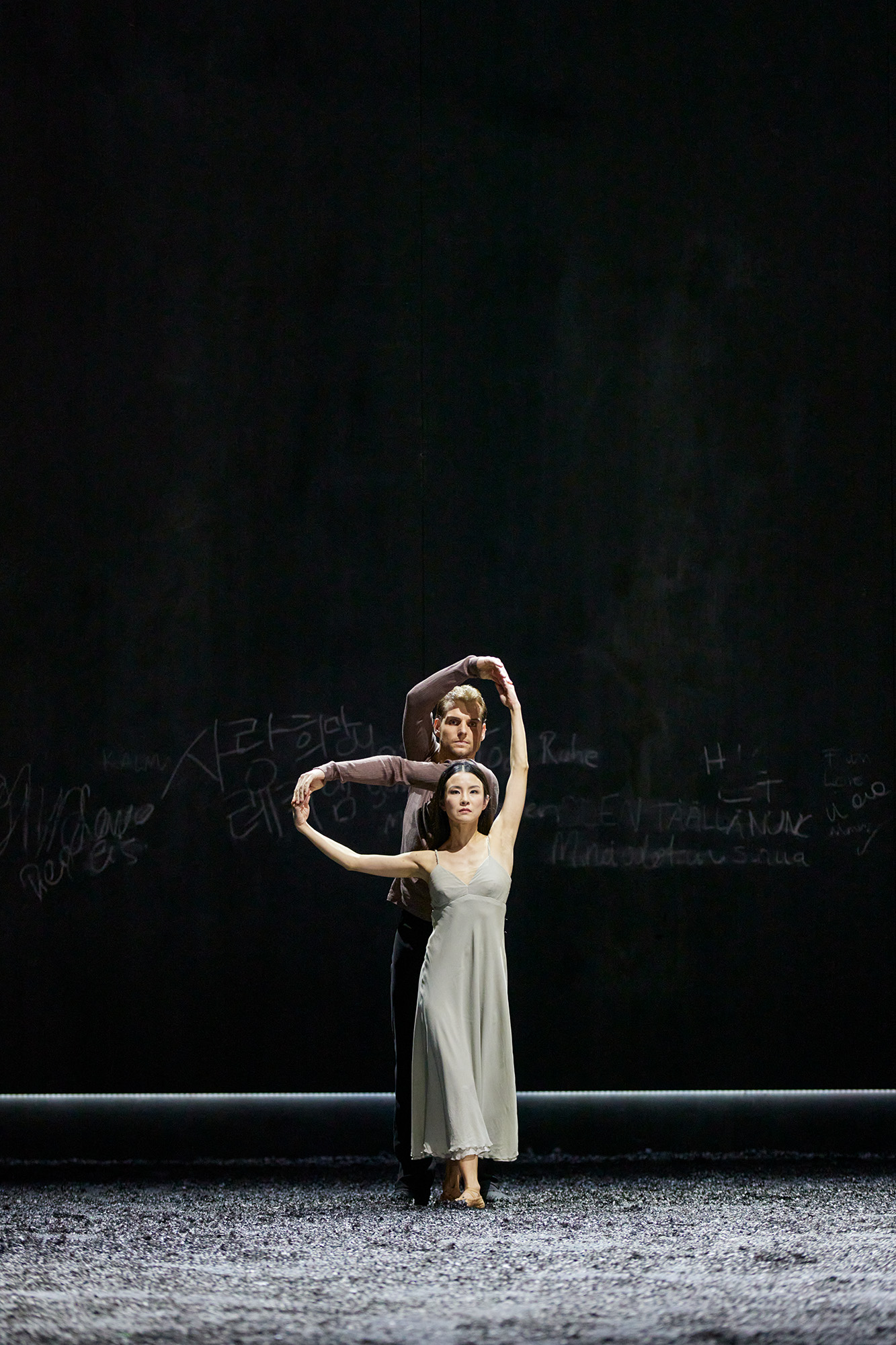 Messa da Requiem Christian Spuck EunJi Ha Michal Krcmar (2)