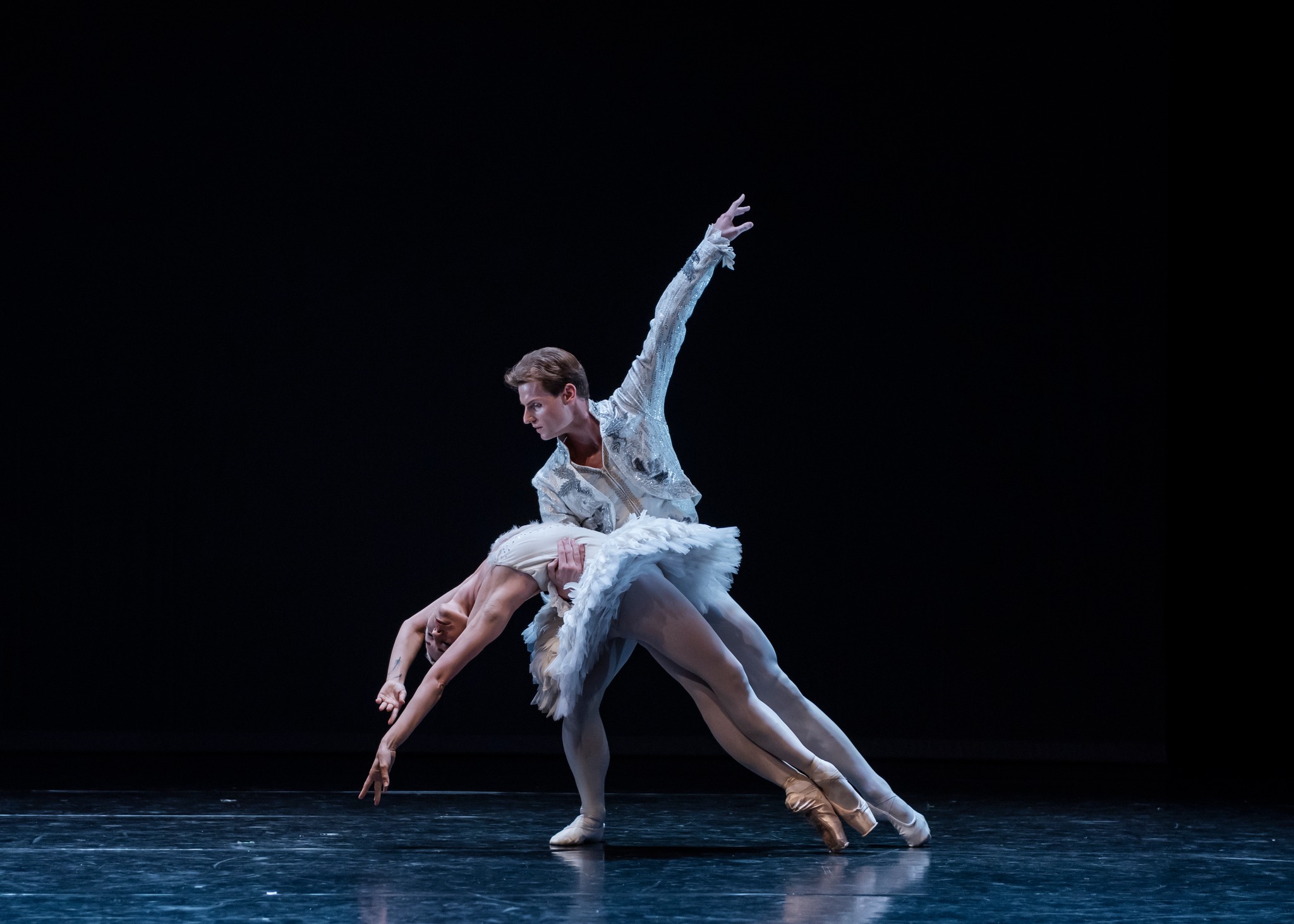 Nikola Marova Michal Krcmar Swan lake ballet (9)