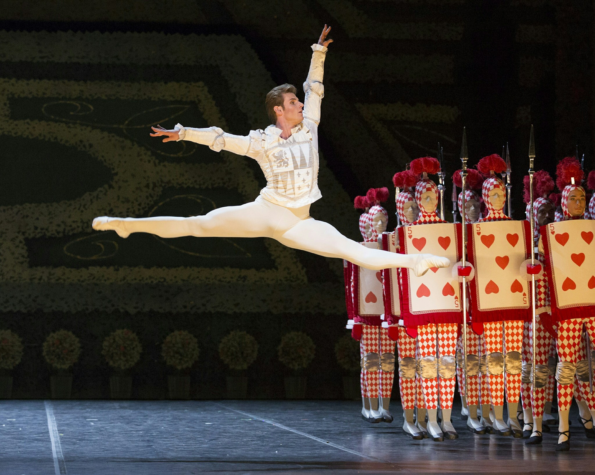 Alice in Wonderland by Jorma Elo ballet Michal Krcmar