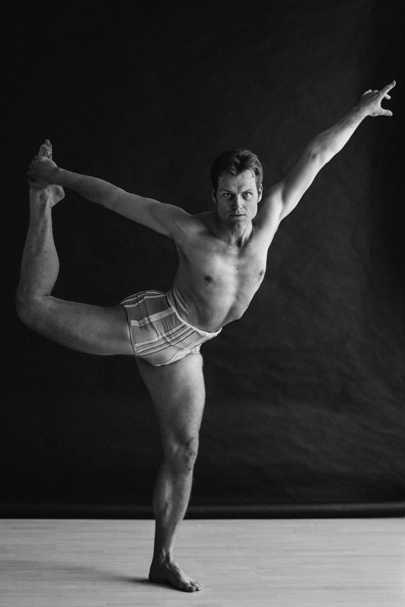 Michal Krcmar Principal Dancer Photo by Victoria Olonen (43)