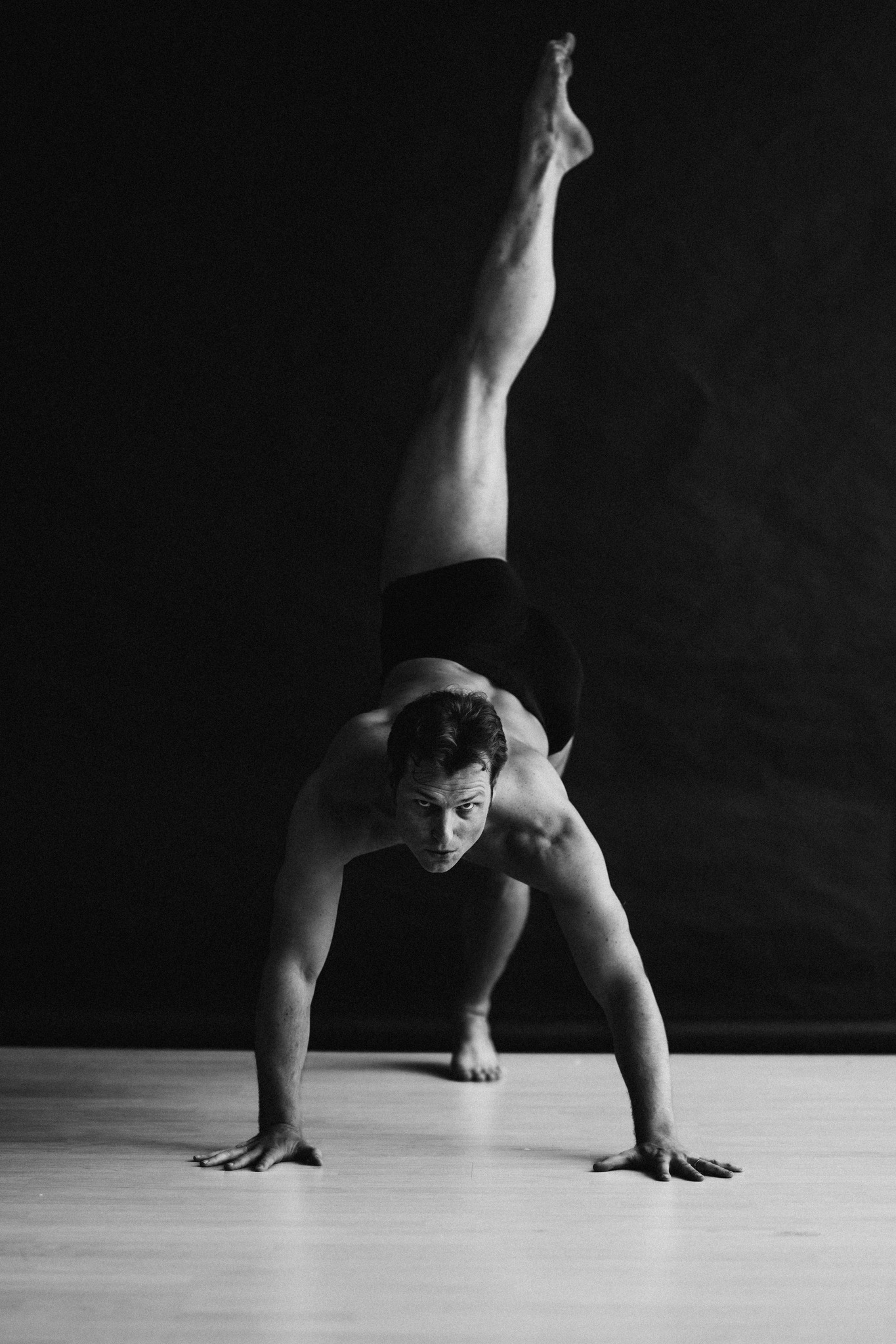 Michal Krcmar Principal Dancer Photo by Victoria Olonen (56)