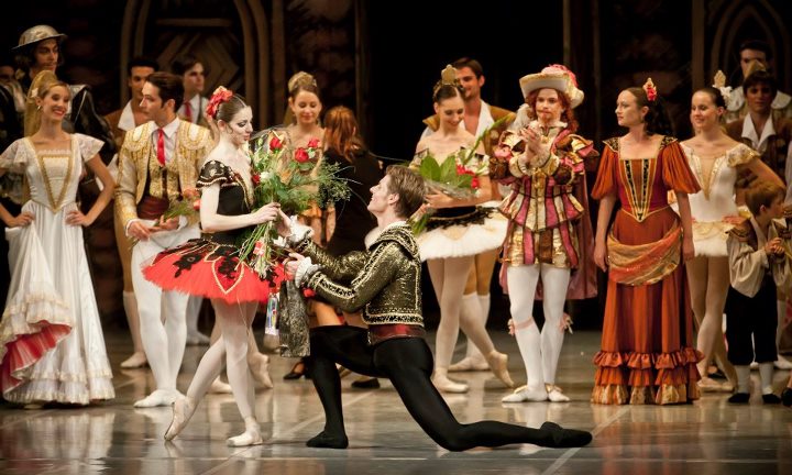 Don Quijote choreography Jaroslav Slavicky Photo © Martin Divisek Prague State Opera Alina nanu and Michal Krcmar  (14)