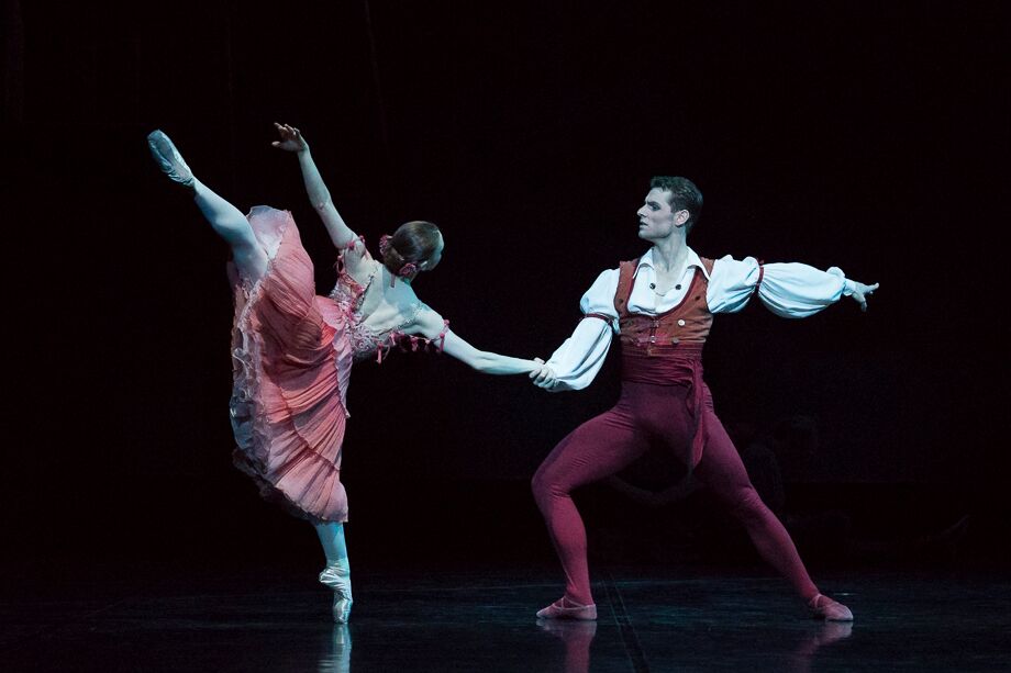 Abigail Sheppard - Kitri, Michal Krcmar - Basilio, Don Quijote - Patrice Bart, Photo - Mirka Kleemola (13)