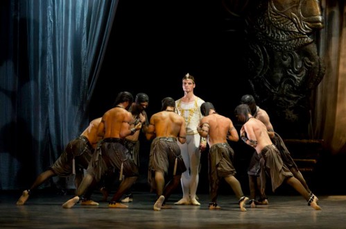 bayadere---nd--czech-national-ballet-2014--photo---anna-rasmussen--choreography-javier-torres--13-.jpg